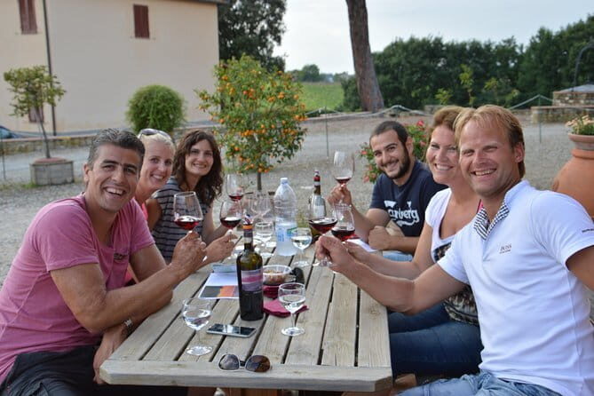 4 WINES TASTING in a Chianti Classico Farm (Visit/tour at the winery included) - The Included Pairing: Tuscan Crackers and Water (Small, But Helpful)