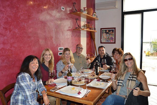 4 Wines Tasting with 2 Tuscan Cheeses & Tour at the winery - A family winery day-trip from Florence (without the fuss)
