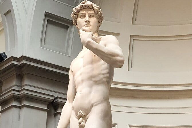 Accademia and Uffizi Small-group Guided Tour - Uffizi Highlights: Botticelli, Leonardo, Michelangelo, Raphael