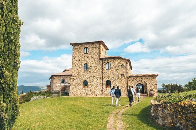 Aperitif on the Terrace of Podere Montale at Sunset - The aperitivo buffet: Tuscan flavors you can build a meal from