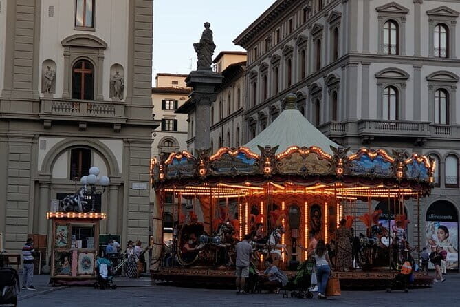 Art and History in Florence: Small Group Walking Tour - Palazzo Medici Riccardi: start where Medici prestige shows