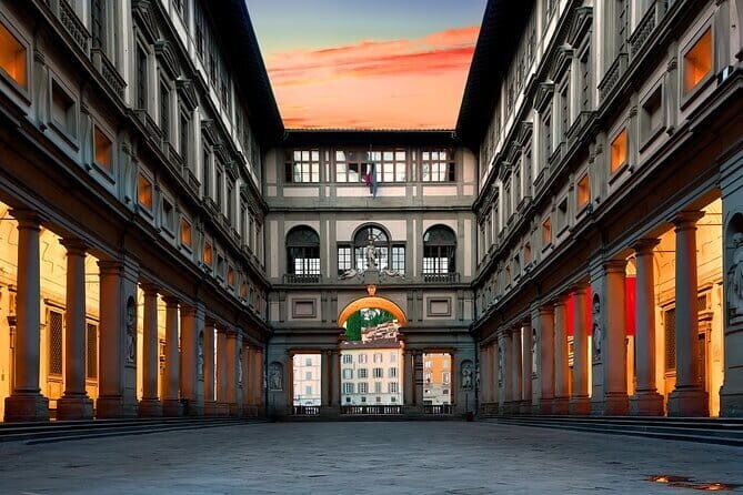 Art Florence: Uffizi Gallery Skip the line with Expert Insights - Inside the Uffizi: how the expert-led route changes your visit