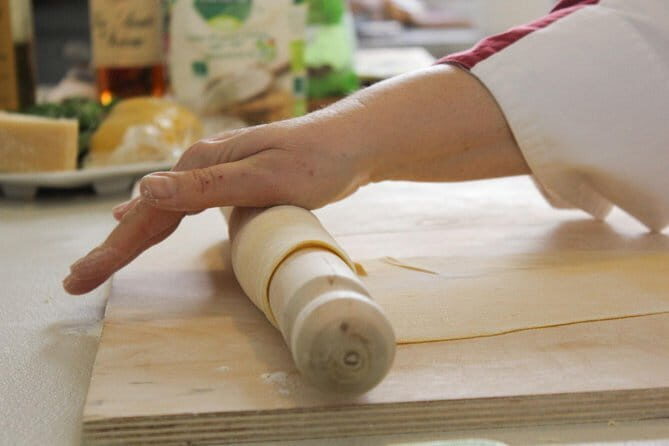 Authentic Tuscan Pasta Class in Florence with Local Chef Cinzia - What You’ll Eat and Drink: Appetizers, Fresh Pasta, Seasonal Sides, and Dessert