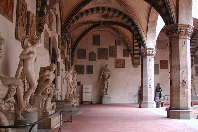 BARGELLO Museum, Glories of Renaissance, Michelangelo and Donatello - The kind of guide experience that makes the difference