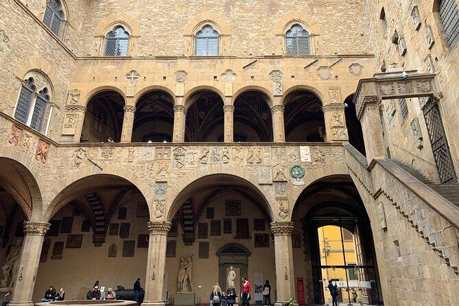BARGELLO Private Tour in Florence - Michelangelo’s Bacchus and the Unfinished Tondo Moment