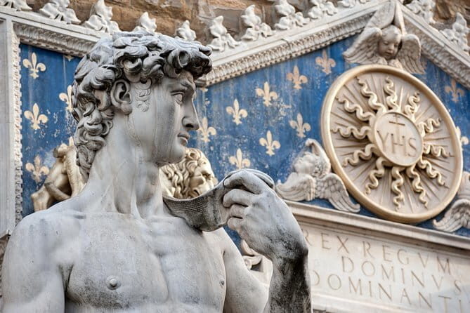 BE THE FIRST: Early Bird Florence Walking Tour & Accademia Gallery (David) - The headset-guided walk: 90 minutes that keep you on track