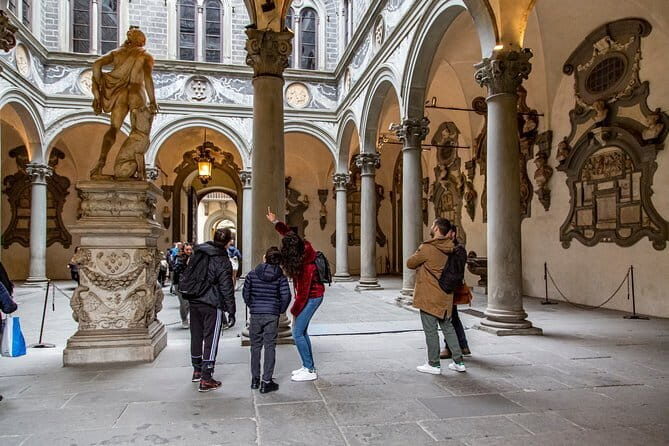 Best of Florence Full-Day Combo Tour including Uffizi & Accademia Galleries - A full-day Florence plan built around two masterpieces