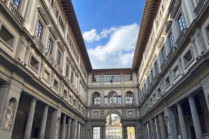Best of Florence: Half, 1 or 2-Day Private Guided Florence Tour - Walking around Florence: small city moves with a purpose