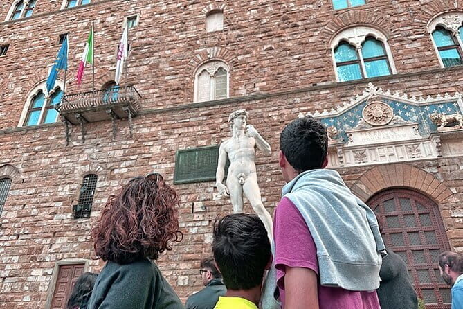 Best of Florence Treasure Hunt Tour for Kids & Families - Porcellino and the market vibe: luck, gelato, and a quick reset
