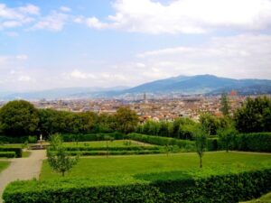 Boboli Garden Guided Tour in Florence - The Artichoke Fountain and the Amphitheatre: A Garden That Puts on a Show