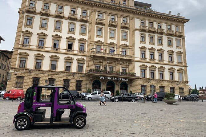 Center of Florence by golf cart - Stop 4: Cappelle Medicee in Piazza San Lorenzo