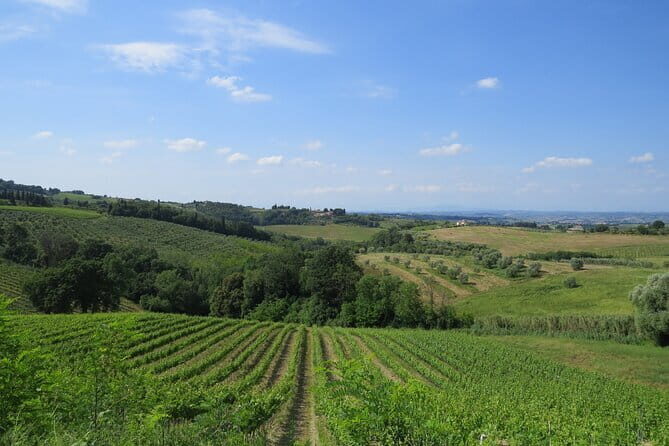 Chianti Hills: App‑Guided e‑Vespa Tour + Lunch in Greve - Price and what you actually get for $133.67