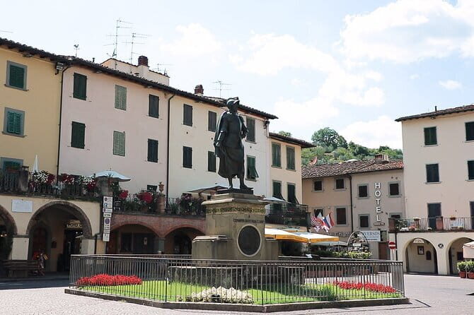 Chianti Hills: App‑Guided e‑Vespa Tour + Lunch in Greve - Meeting at Borgo Ognissanti and getting set up fast