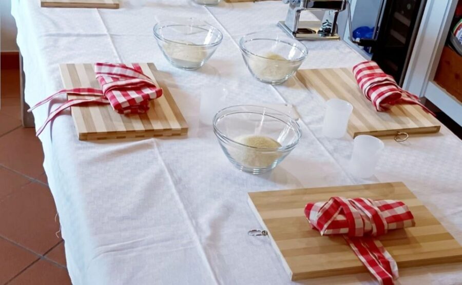 Chianti: Homemade Pasta Making Class and Lunch - Chianti wine from the family vineyard: how it fits the class