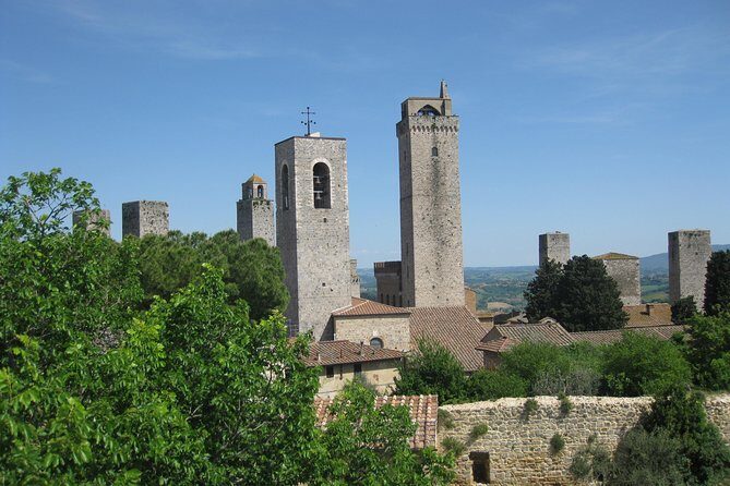 Chianti Region and San Gimignano including wine tasting and light lunch - A Door-to-Door Chianti Day That Moves at a Human Pace