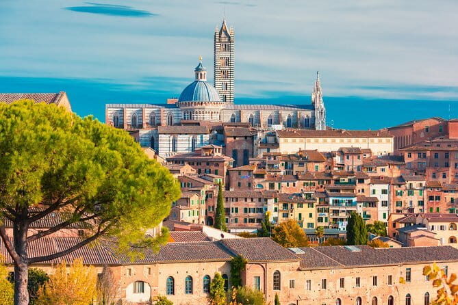 Chianti, San Gimignano and Siena Full Day Trip with Wine Tastings - San Gimignano: towers, Vernaccia, and an easy walk to the viewpoints