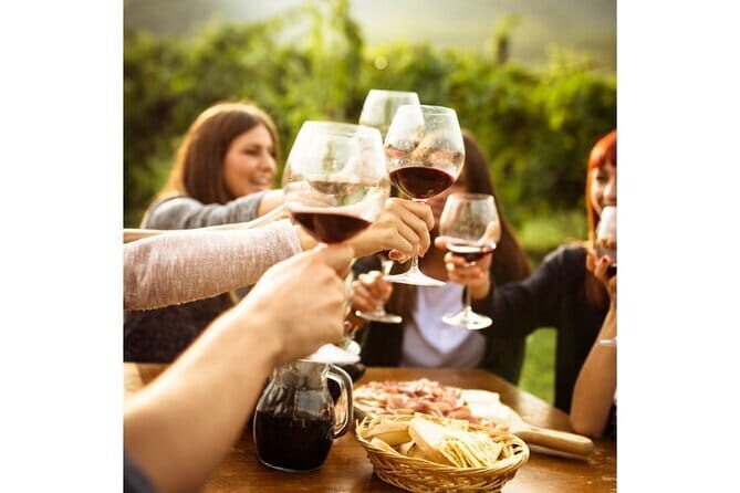 Chianti Wine Tour from Florence to San Gimignano with 2 Wineries - Piazzale Michelangelo to the Chianti start line