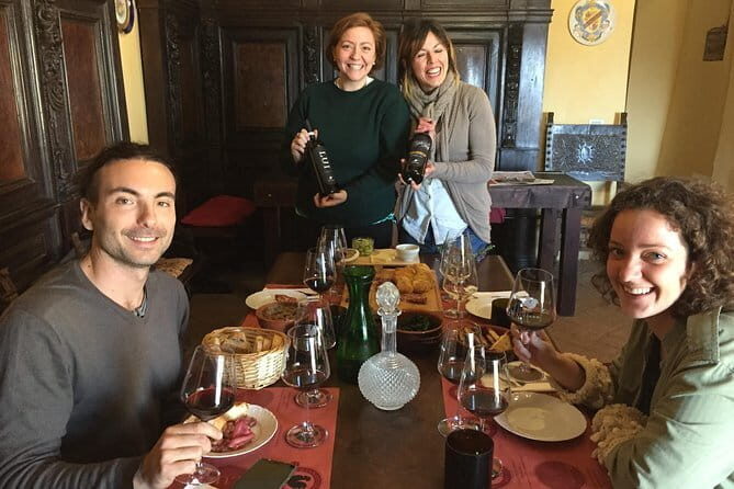 Chianti Wine Tour with 3 Wineries, Food Pairings and Tuscan Lunch - Leaving Florence at 10:00: Comfort and time you don’t waste