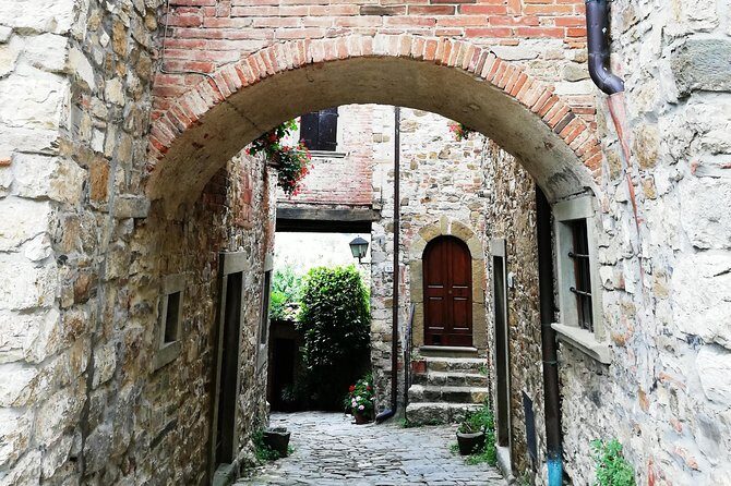 Chianti Wine Tour with Tuscan Lunch Open Top Van - Open-top van in Chianti: why the ride is part of the experience