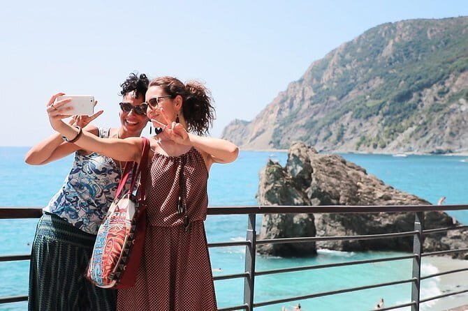 Cinque Terre Day Trip from Florence: Guided Round-Trip Bus - Between villages: train or boat, and why weather changes your day