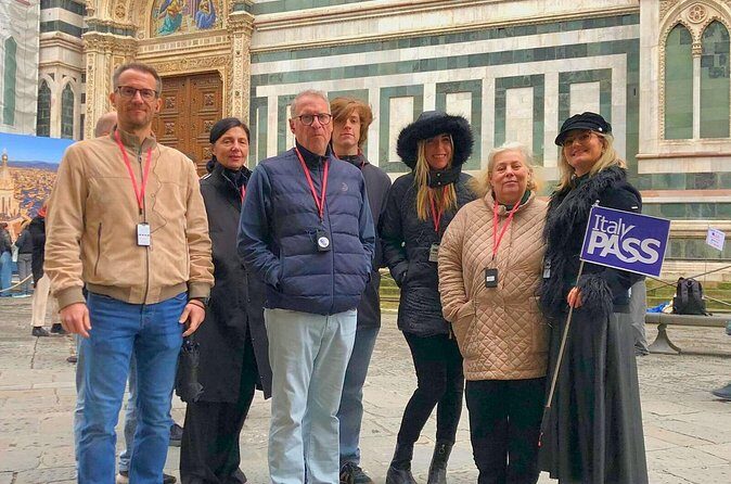 Combo: Accademia + walking + Uffizi Galleries Guided Tour - Uffizi with skip-the-line access: how to make 1.5 hours count