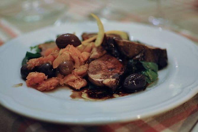 Cooking class and home made pasta in Florence with LA VIVANDIERA! - Meeting CINZIA MASINI: Traditional Focus, Not Just Recipes