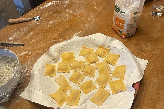 Cooking Class for Pasta Lovers in Florence Country House - Where the Day Starts: Piazza Lorenzo Ghiberti to Real Food Choices