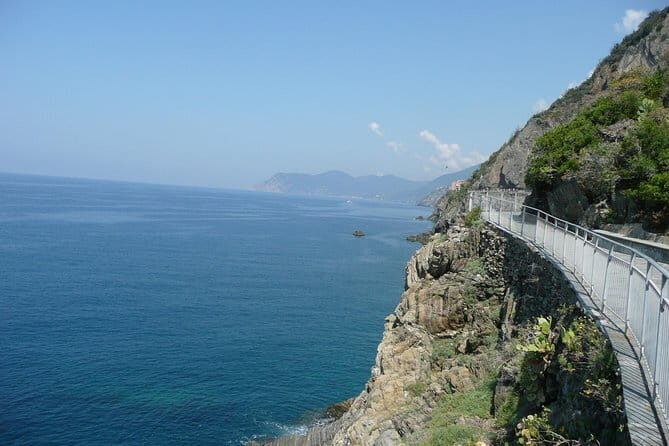 Day trip to Cinque Terre by Deluxe minivan & Hiking - A Florence-to-coast plan that cuts the train chaos