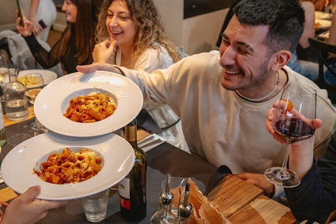 Devour Florence Food Tour with Sant'Ambrogio Market Visit - Da’ Vinattieri: Traditional Plates With a Family-Run Feel