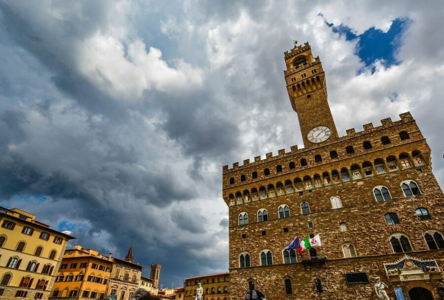 Discover Uffizi and Palazzo Vecchio: Half Day Guided Tour - Key highlights you’ll actually feel during the tour