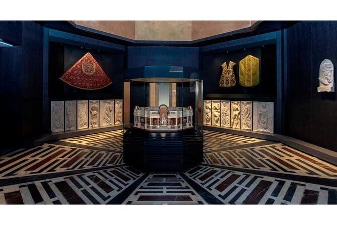 Duomo Square Tour in Florence - Baptistery of Saint John and the Gates of Paradise