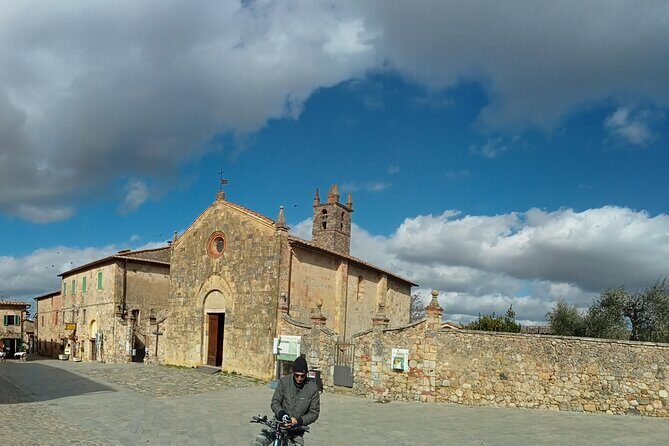 E-Bike rental in Tuscany - Why a Tuscany e-bike rental beats a car for one unforgettable day