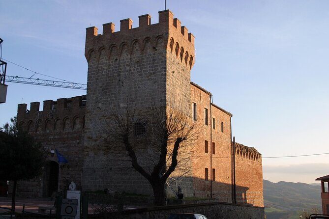 E-Bike rental in Tuscany - Choosing your day trip: San Gimignano routes from Siena-area to Tuscany hill towns