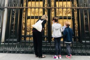 Enjoy Florence as a Family-friendly Experience - Piazza del Duomo and the Golden Gate of Paradise