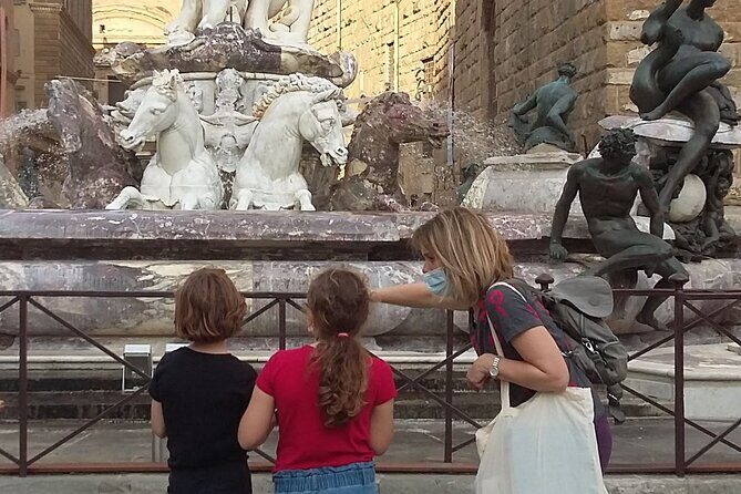 Enjoy Florence as a Family-friendly Experience - Ponte Vecchio: the oldest bridge and the sunset views