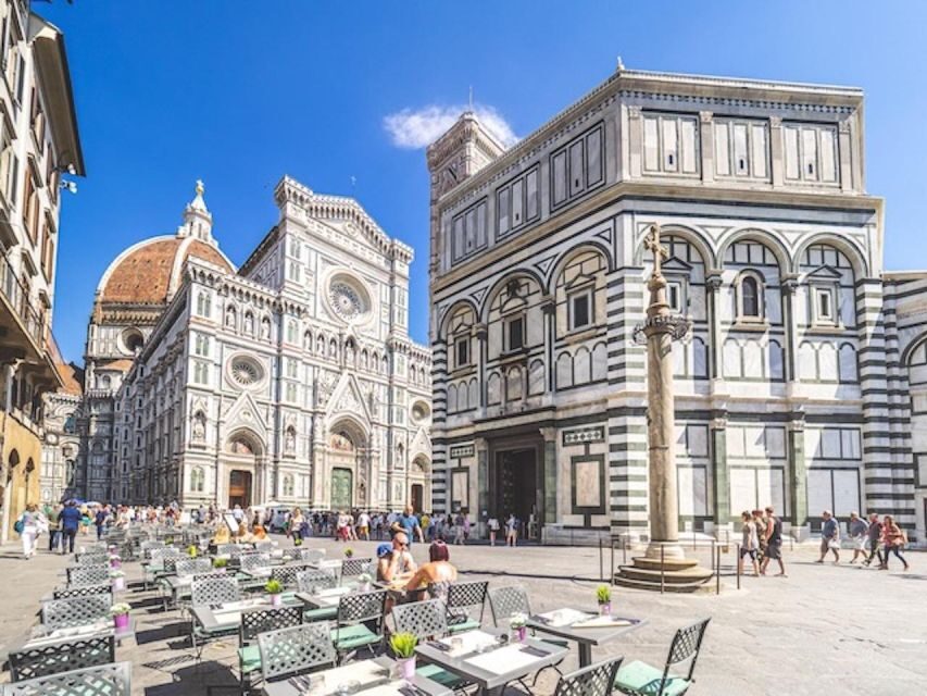 Essential Florence Walking Tour to discover its history - Via Tornabuoni and Via Maggio: Street Fashion Meets Serious Old Architecture