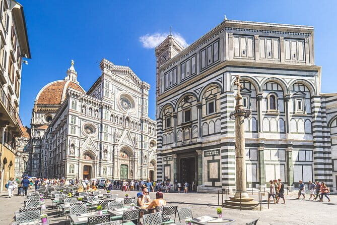 Essential Florence Walking Tour with an Expert Local Guide - Stop 1: Orsanmichele, where guild power became sculpture