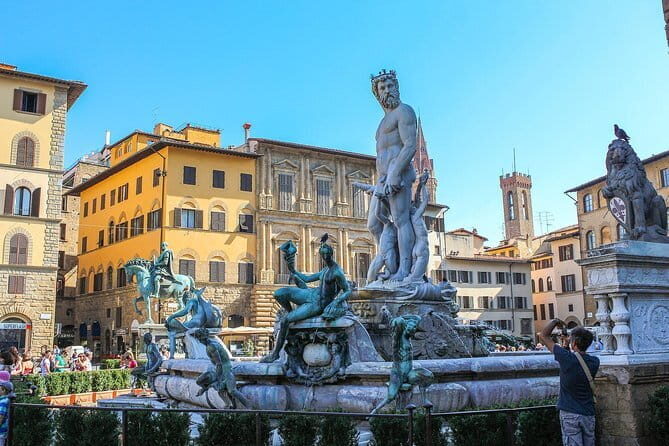 Exclusive Cinque Terre Day Trip from Florence - A multi-course Ligurian lunch with wine, served with sea views