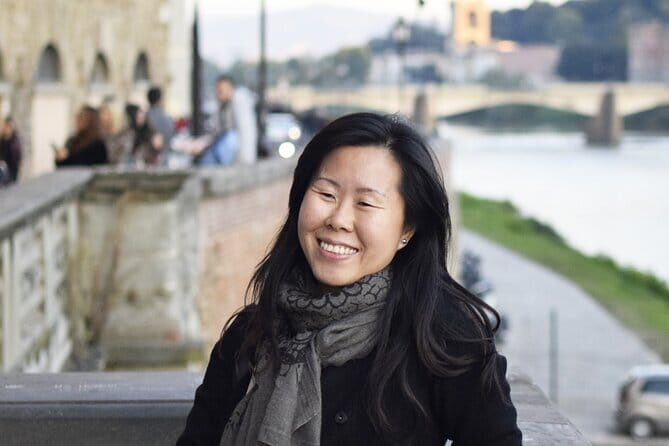 Exclusive Private Photoshoot in Florence - Starting at Giotto’s Bell Tower and Ending at Piazza de Pitti
