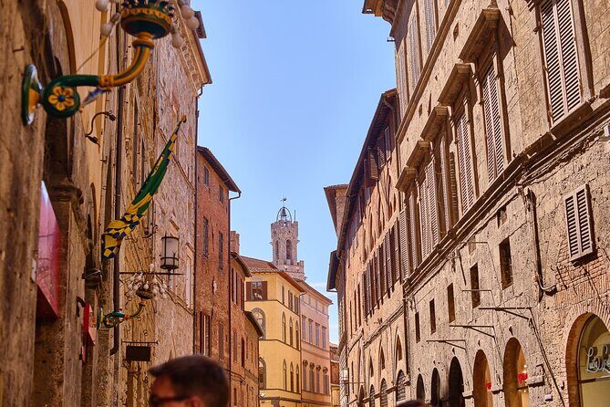 Exclusive Siena and San Gimignano Tour & Chianti Wine Experience - Piazza Salimbeni and the lesson in Siena’s money-and-power past