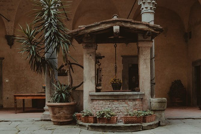 EXCLUSIVE - Wine Tasting near Florence with Castle and Ancient Cellars Tour - Entering the castle: what you see and why it’s special