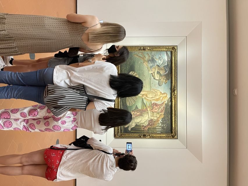 Firenze: Uffizi Tour per famiglie - Inside the Uffizi for 1.5 hours: how the activities keep attention