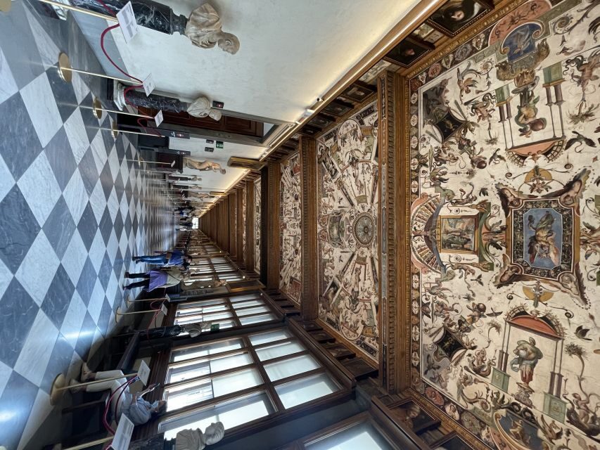 Firenze: Uffizi Tour per famiglie - Who should book this Uffizi family tour (and who may want a different format)