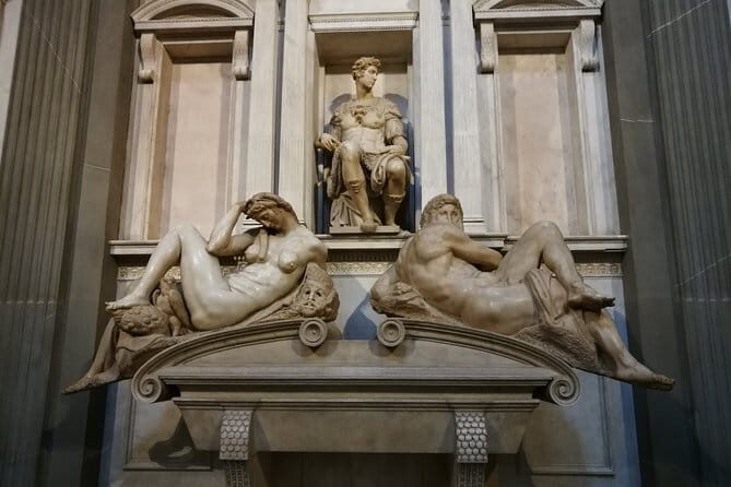 Florence: 1.5 hour Medici Chapels monolingual small-group guided tour - Key Highlights You’ll Care About