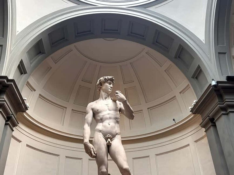 Florence: Accademia and David Entrance Ticket with a Host - Painting Galleries: Medieval Altarpieces Up on the Top Floor