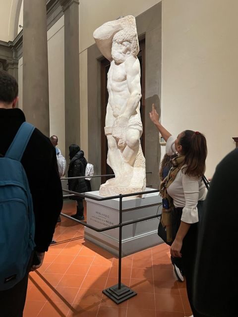 Florence: Accademia Gallery Guided Tour and Priority Entry - The First Half: Accademia Gallery for 30 Minutes