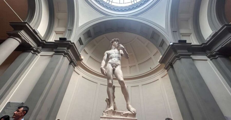 Florence: Accademia Reserved Entrance Ticket and Guided Tour - Michelangelo’s David, then the Colossus hall