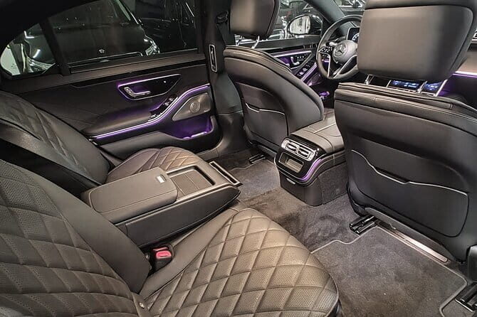 Florence Airport Hotel transfer private driver English speaking - English-Speaking Driver and Mobile Ticket Convenience