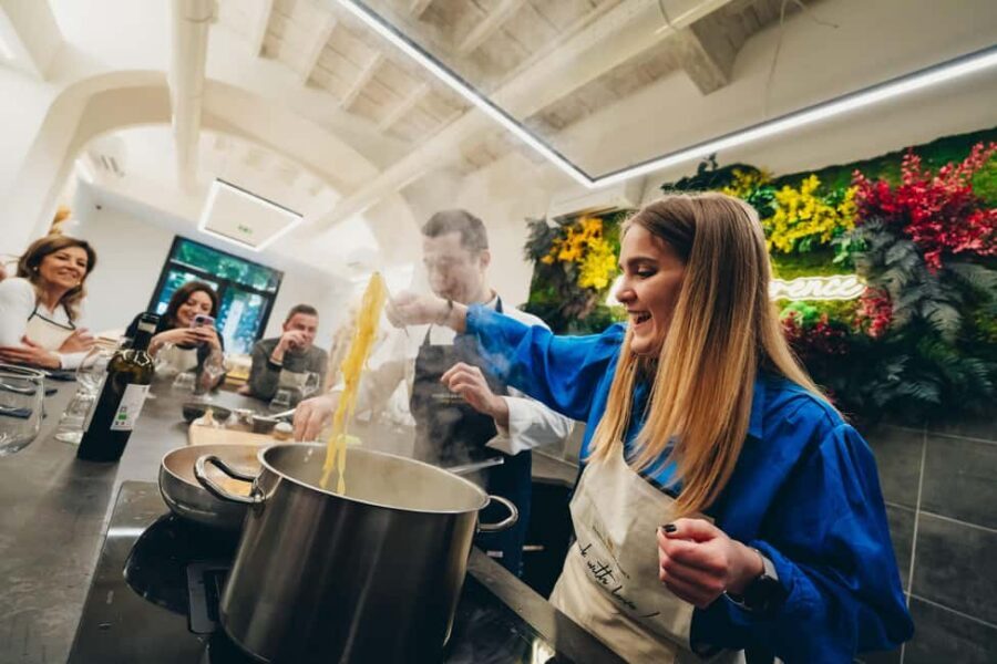 Florence: Art of Pasta Cooking Workshop with Food and Wine - Wine Pairing That Actually Tracks the Meal