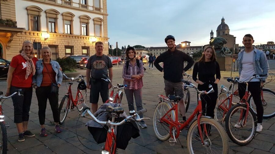 Florence at Night Bike Tour with Wine and Aperitivo Picnic - Price and value: why $69 can make sense here